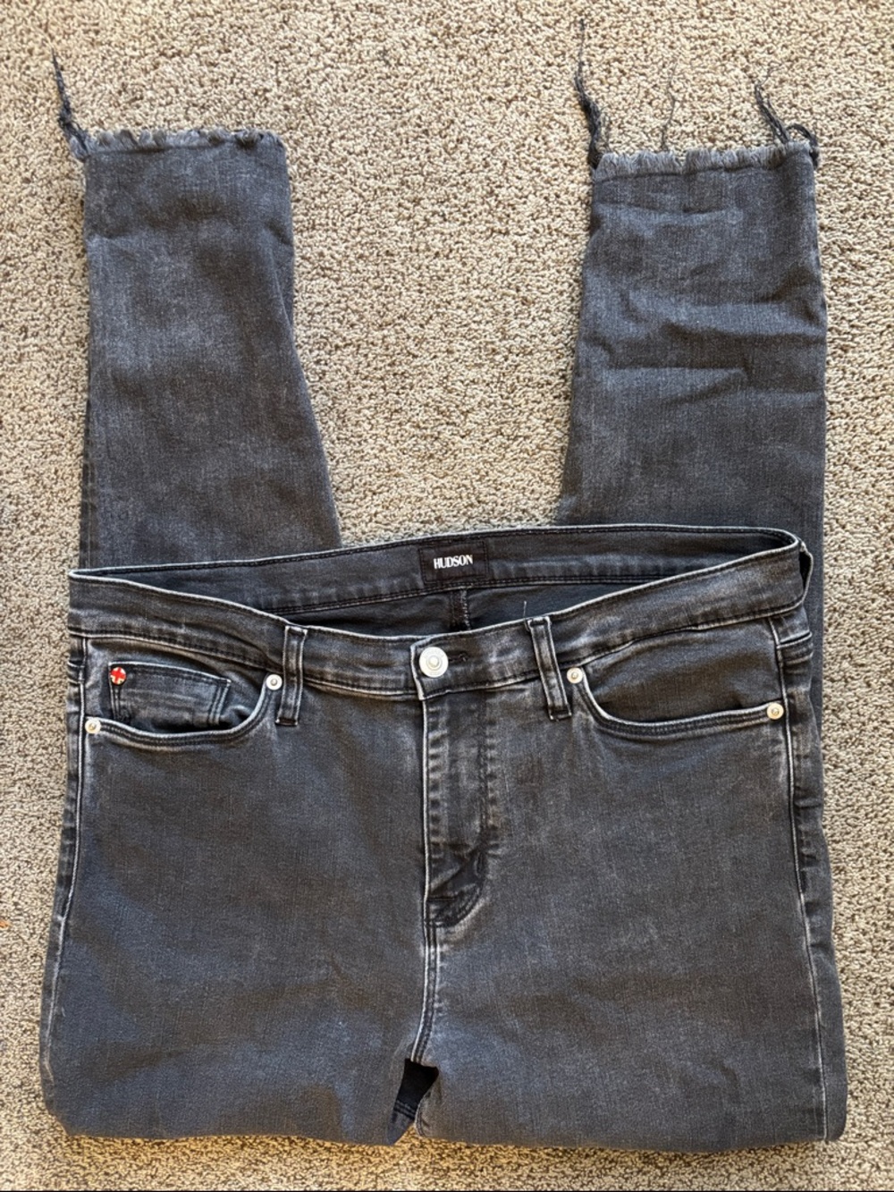 Hudson Jeans Women's Natalie Super Skinny Black gray Wash Raw Hem Jeans sz 32